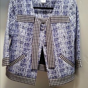 Beautiful Cabi topper size M NWOT